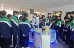 润心与铸魂校园将赤色文明融入到心思健康教育实践中