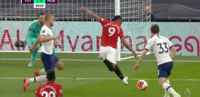 博格巴造点费尔南德斯救主 曼联1:1客平热刺